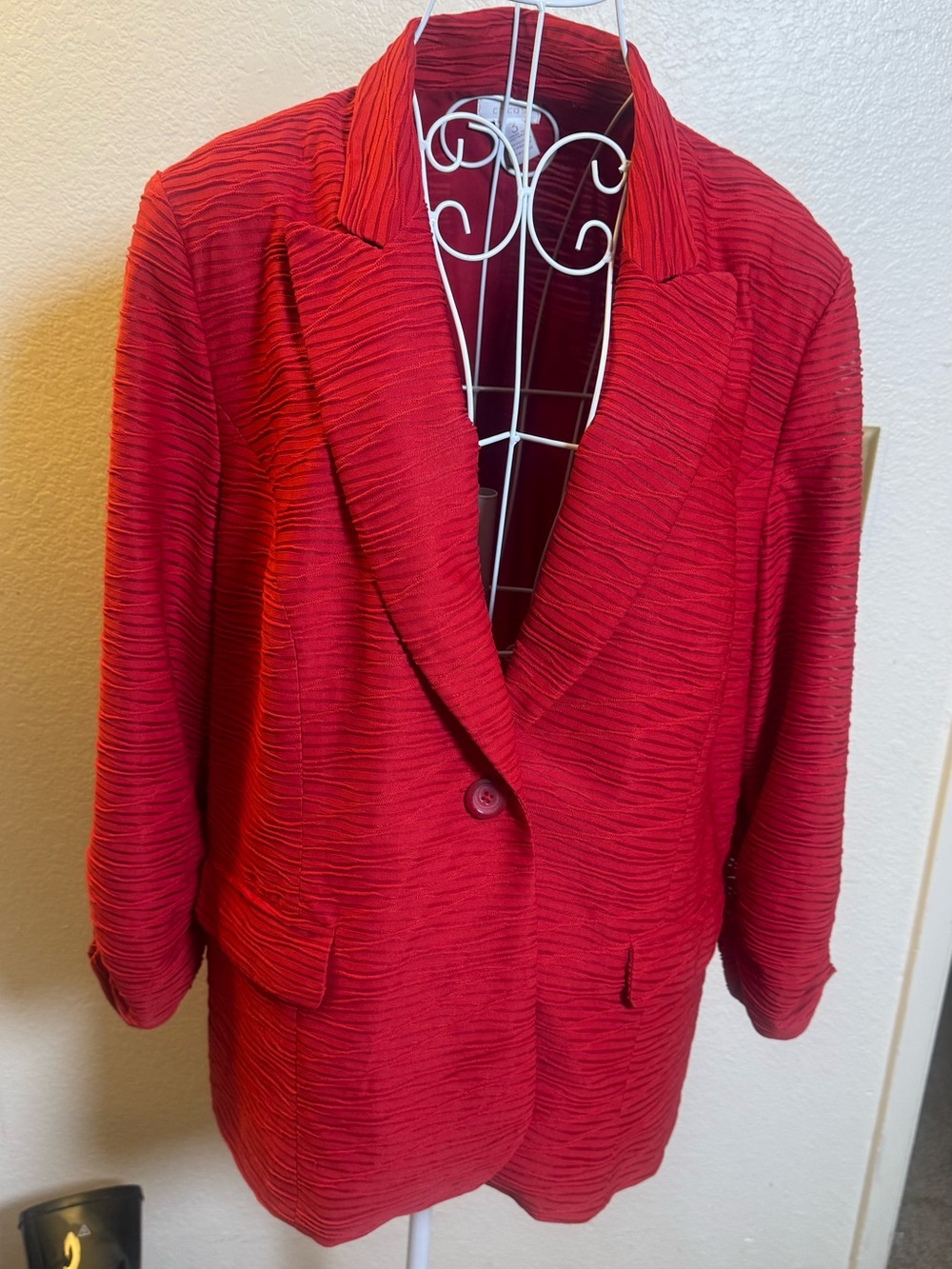 Chico's Red Textured Single-Button Blazer